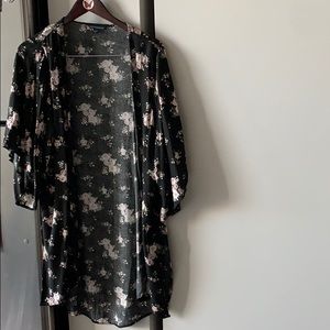 Women’s Floral Kimono